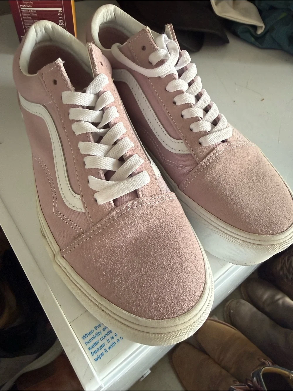 Women’s Low-Top platform Canvas Sneakers in Dusty Pink with White Accent
